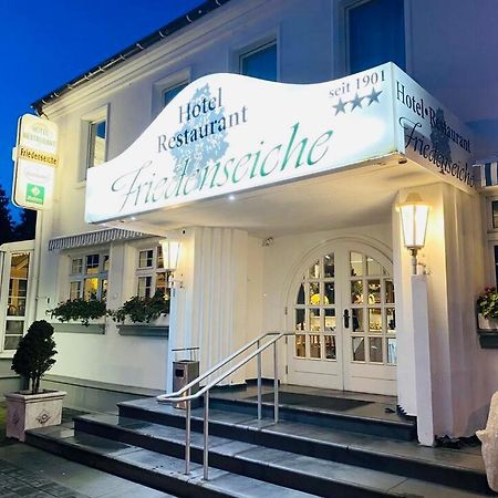Hotel Friedenseiche Нойкирхен-Флуйн Экстерьер фото